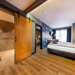 호텔 Herz3 Bar Restaurant Trattoria 3*