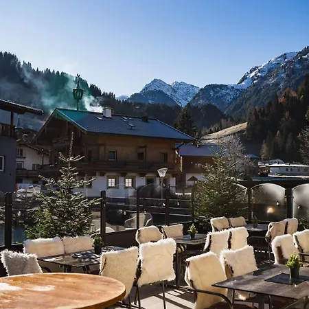 Herz3 Bar Restaurant Trattoria 3*